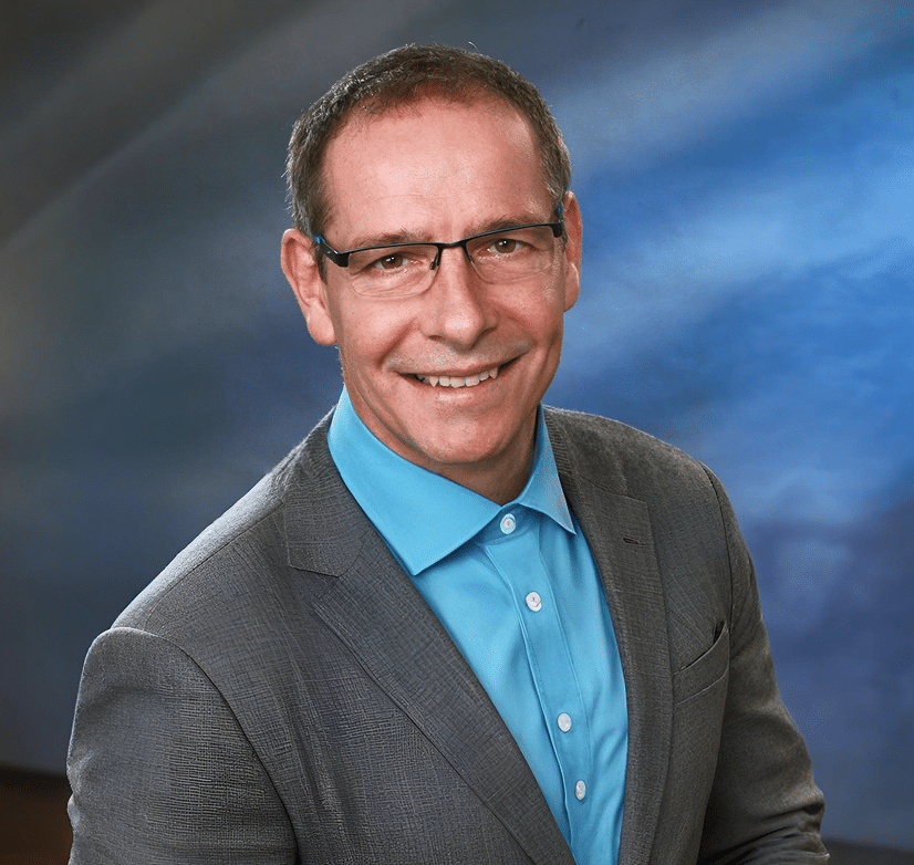 Jürgen ist Ihr Ansprechpartner für Beratung, Vertrieb, Planung, Konstruktion und Ersatzteile bei Scheuer Maschinenbau.